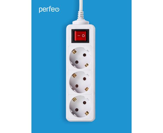  Сетевой удлинитель Perfeo  с кнопкой "POWERMATE", 5,0м, 3 розетки, белый (PF-PM-3/5,0-W) 